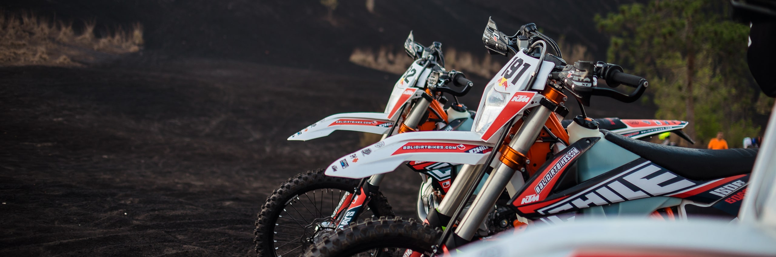 Bali_Dirt_Bikes_Kintamani_Black_Lava_Slider6