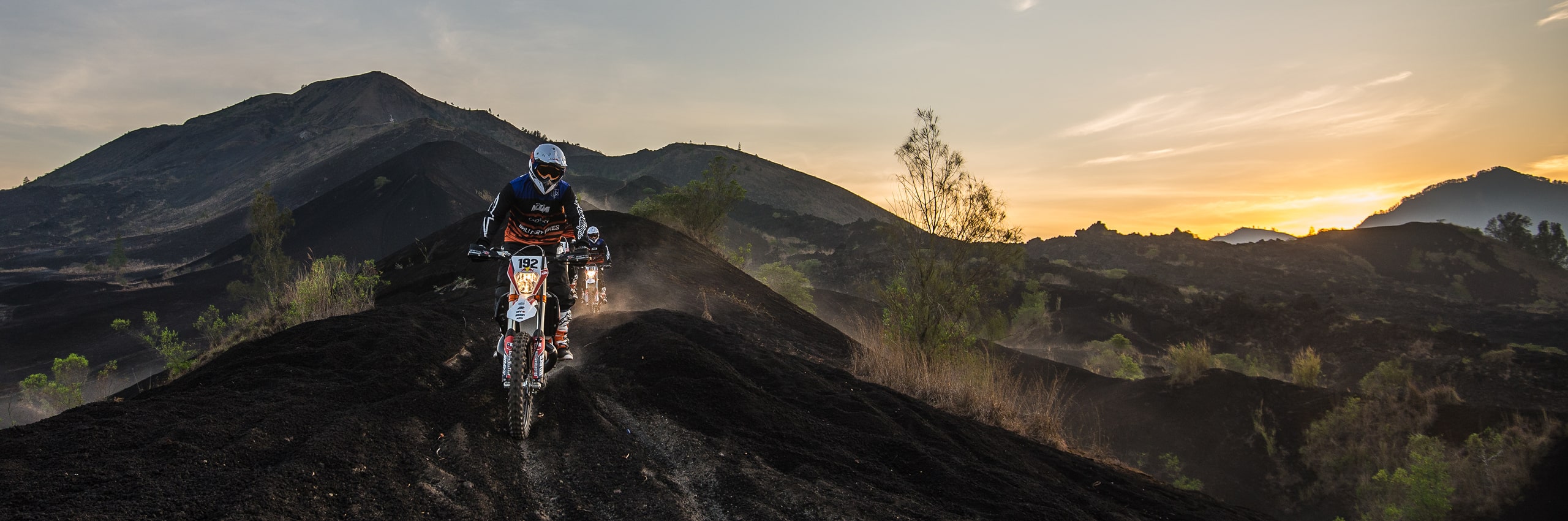 Bali_Dirt_Bikes_Kintamani_Black_Lava_Slider8